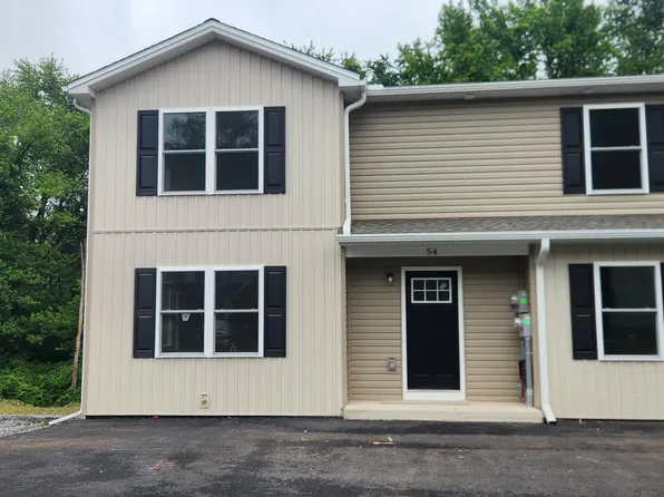 54 Petersburg Ln, Duncannon, PA 17020