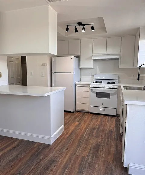1702 W Grantline Rd #6 — Photo 6