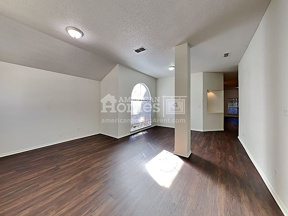 5th image of 7920 Desert Rose Ct