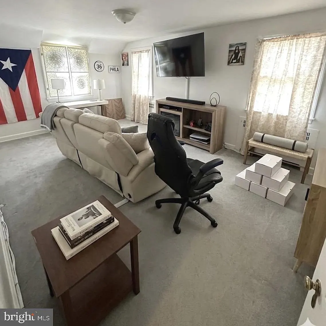 2 bed, 750 sqft, $1,350 — Photo 3