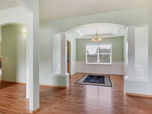 4th image of 22018 84th Avenue Ct E