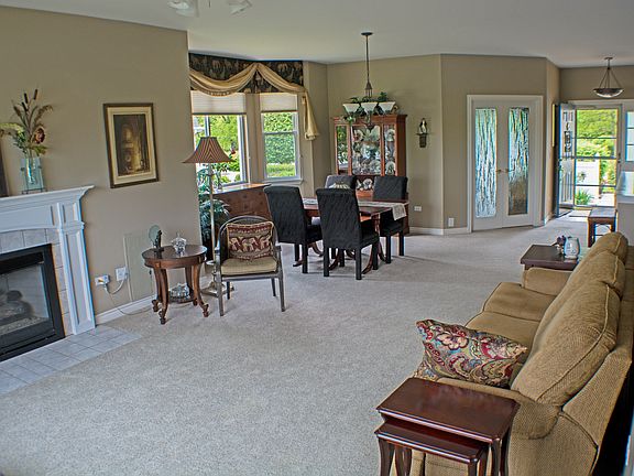 3rd image of 21045 W Braxton Ln