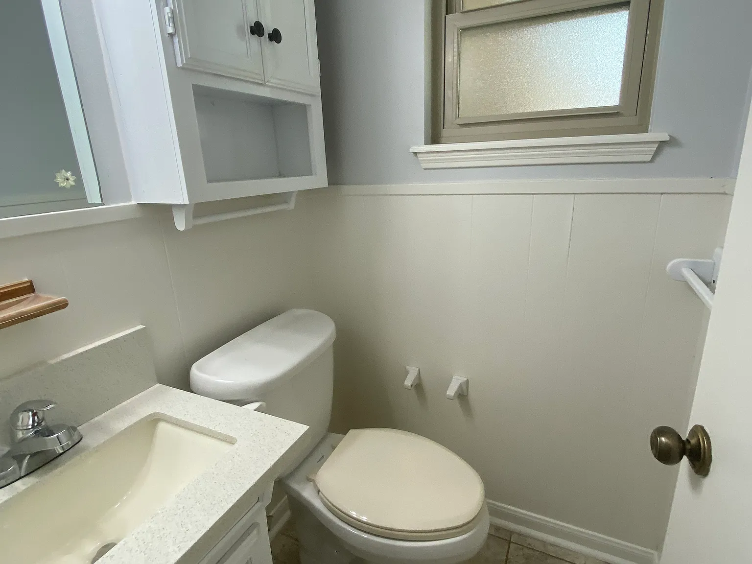 3 bed, 2230 sqft, $2,600 — Photo 3