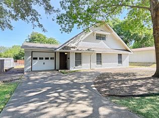 914 Greenbriar Ln, Richardson, TX 75080