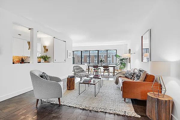 1st image of 900 Park Ave APT 16A