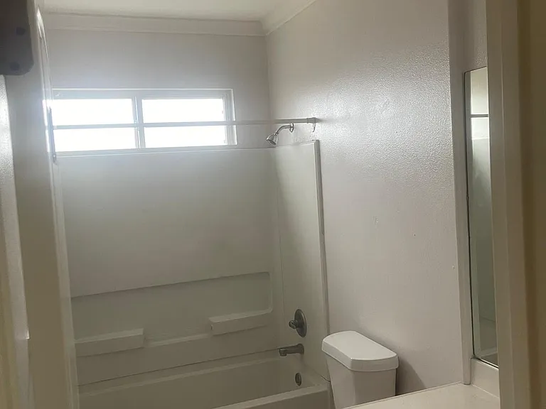 800 W Hall Acres Rd #9 — Photo 13