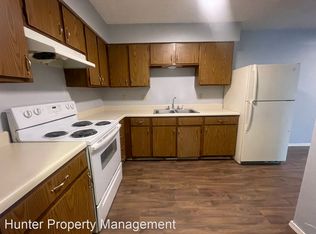 1450 Herschend Dr #16, Branson, MO 65616