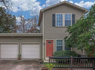 1111 1/2 Rutland St, Houston, TX 77008