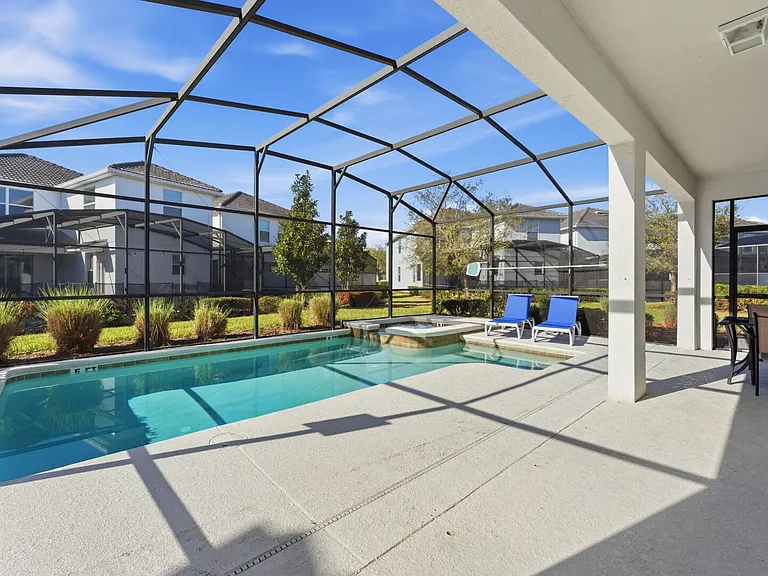 Kings Castle Cir — Photo 21