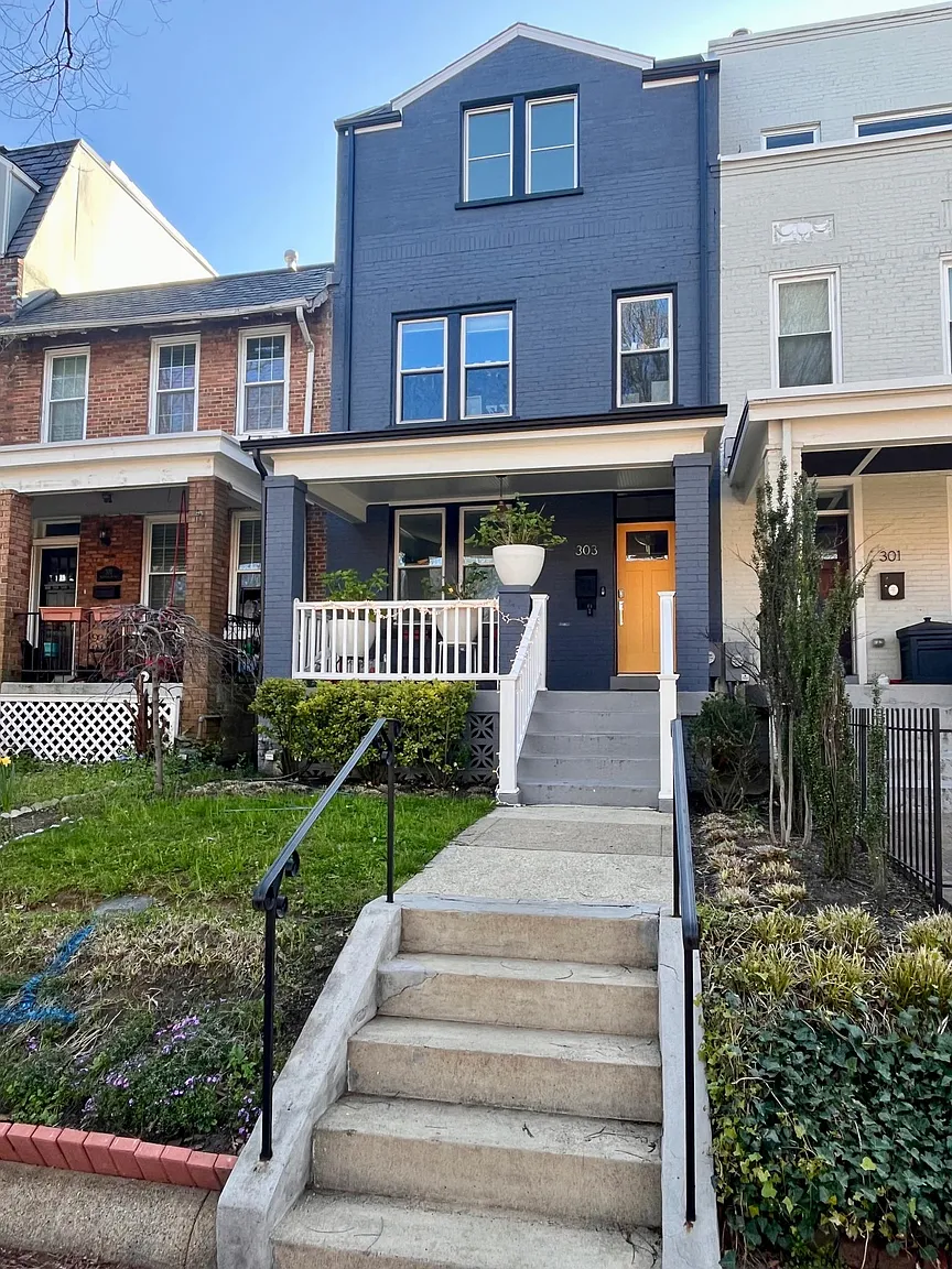 303 Kentucky Ave SE photo 1