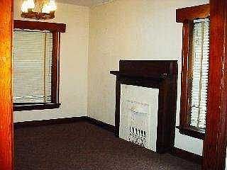 2nd image of 706 Bush St