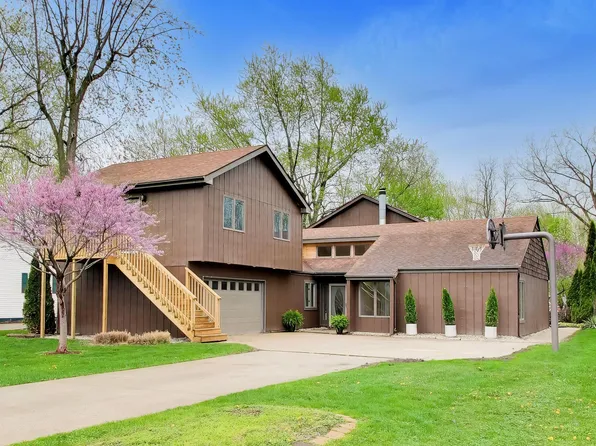 9831 Erie St, Highland, IN 46322