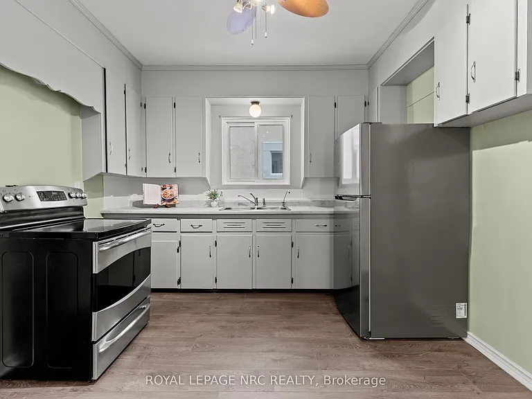 22 Denistoun St — Photo 17
