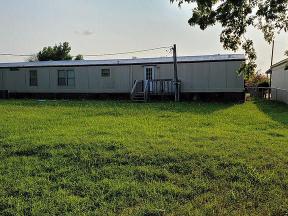 5th image of 121 Enchanted Oaks Ct