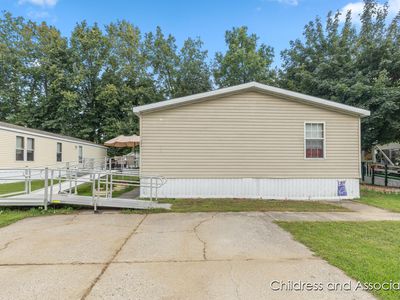 304 S Grandbrook Cir SE, Grand Rapids, MI, 49548