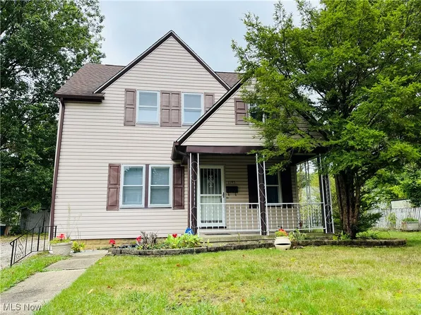 1193 Mercer Ave, Akron, OH 44307