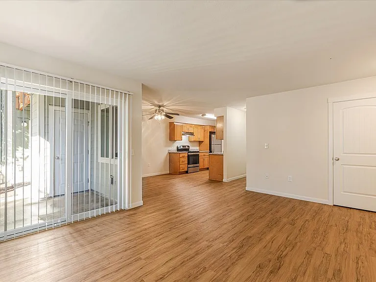 Cascade Woods Apartments — Photo 21