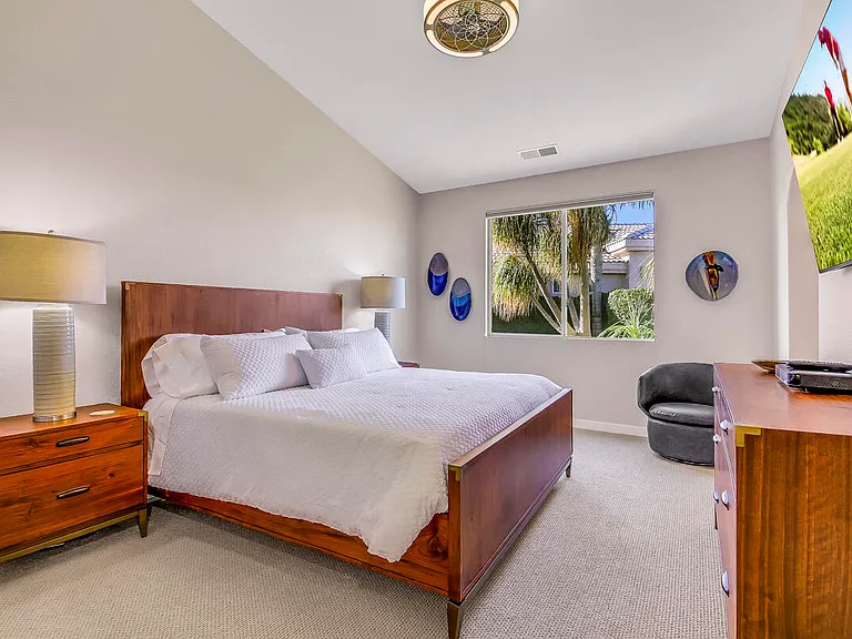 67361 N Laguna Dr — Photo 18