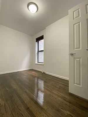 Rented by Bold New York | media 17