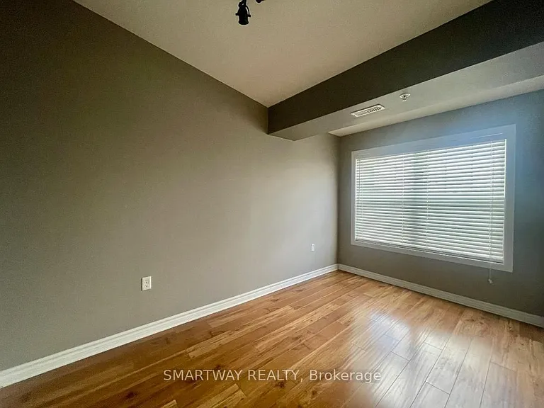 1360 Main St E #409 — Photo 10