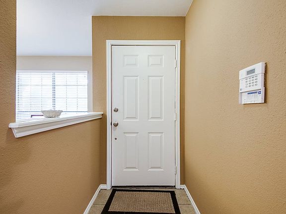 4th image of 1526 Danehill Dr