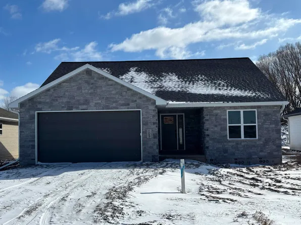 109 Theunis Dr, Wrightstown, WI 54180