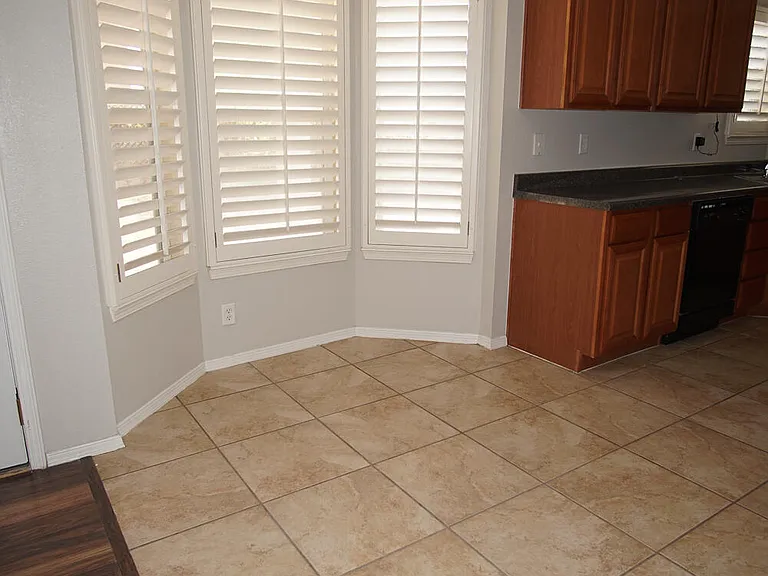 10932 Acoma St — Photo 11