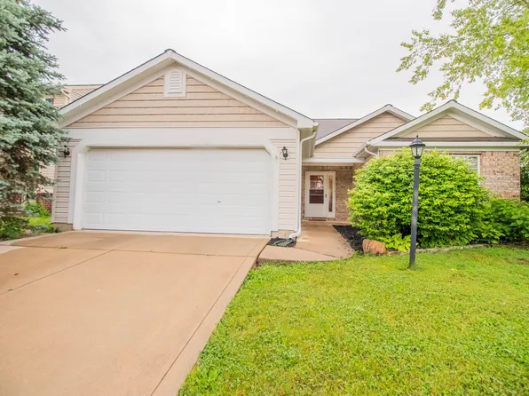1527 Egret Ln, Greenwood, IN 46143