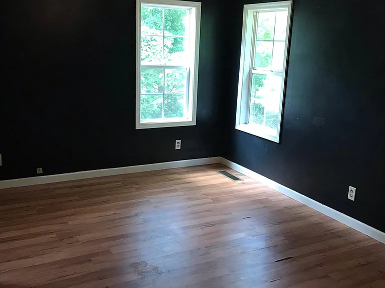 210 Kennedy Rd — Photo 83