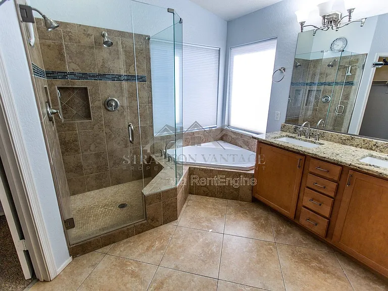 4323 E Ivanhoe St — Photo 43