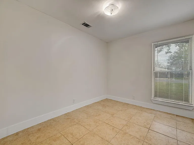 509 Greenway Dr — Photo 16