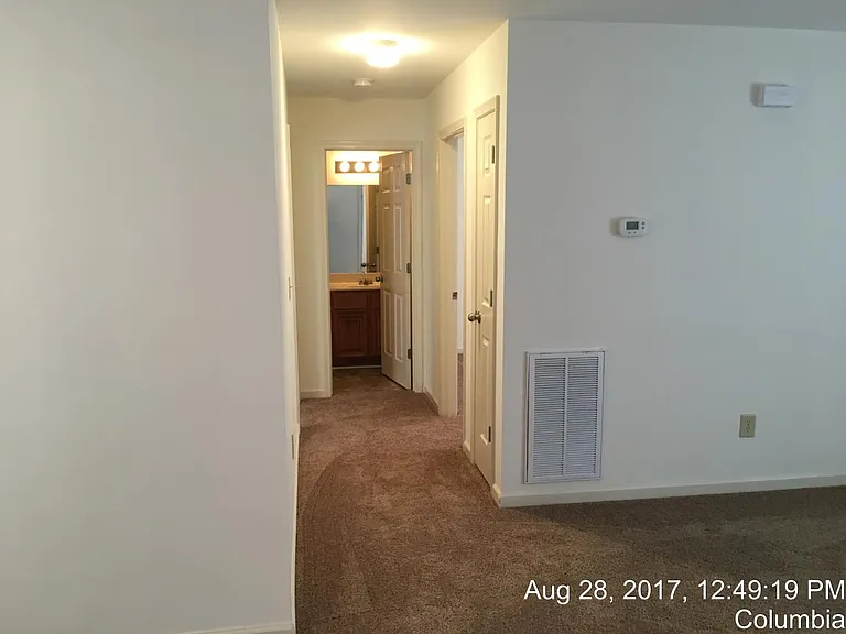 148 Helm St — Photo 10