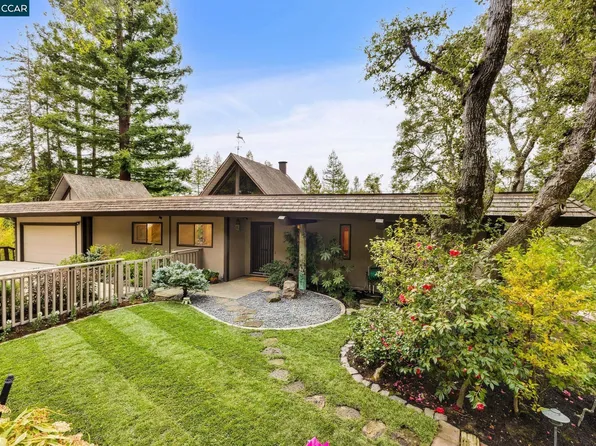 21 Via Callados, Orinda, CA 94563