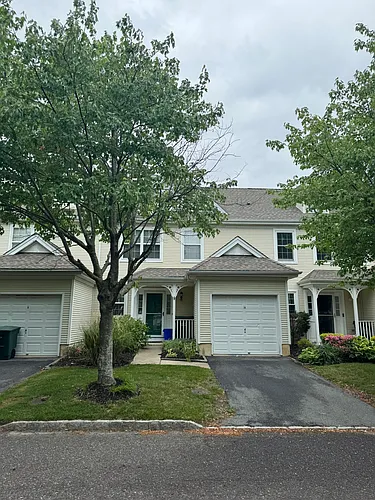10 Starboard Ct Photo 1