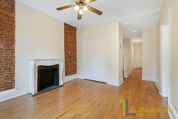 Rented by Lisa Management Inc | media 10