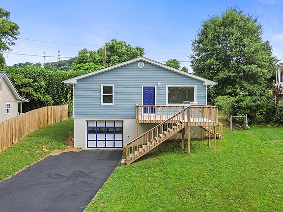 3rd image of 2557 Lafayette Cir