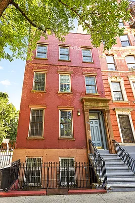 746 East 6th Street 