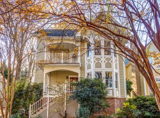 527 Dilworth Mews Ct, Charlotte, NC 28203