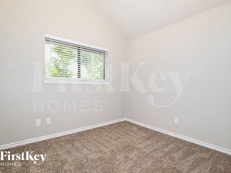 4022 Rustic Trl — Photo 12