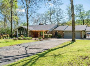 1090 Rock Creek Rd, Hot Springs, AR 71913