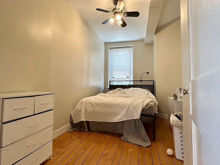 378 Thames St #6 — Photo 8