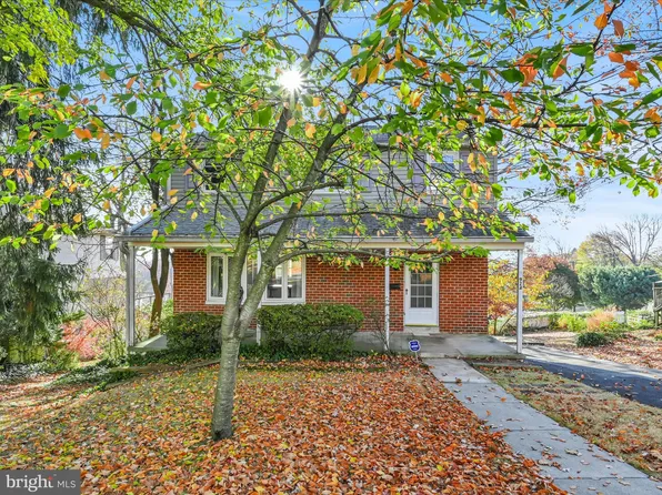 924 Woodside Ave, Secane, PA 19018