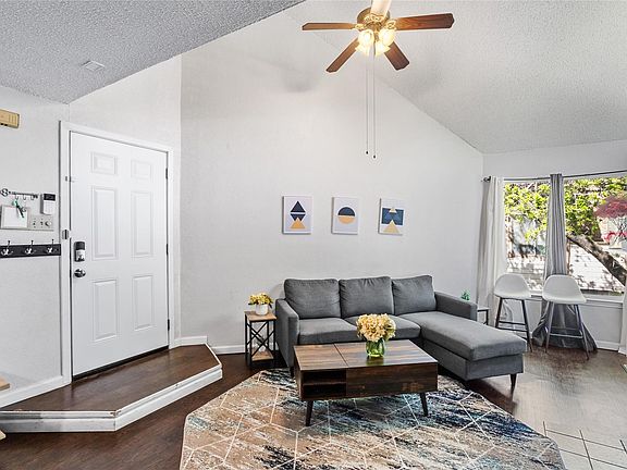 5th image of 2314 Bamboo Dr APT I203