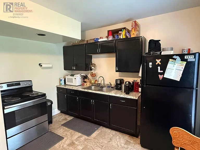 56-58 Redman Rd #1 — Photo 4