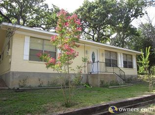 102 Pebble Beach Dr, Mabank, TX 75156