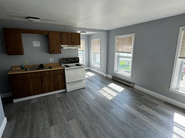 16 W Court St #3, Cortland, NY 13045