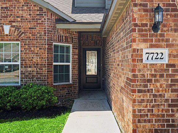 4th image of 7722 Boulder Sunstone Ln