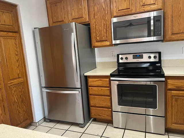 7309 Paseo Verde — Photo 3