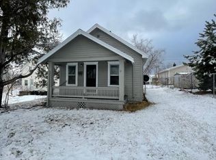 3185 Grove Ct SE, Cedar Rapids, IA 52403
