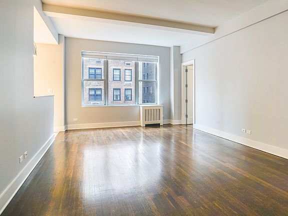 3rd image of 151 E 80th St #Cod5c